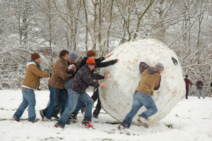 Giant-Snowball